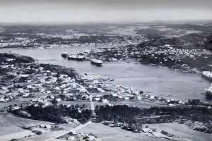 Sandefjord med havnen