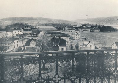 Mot øst