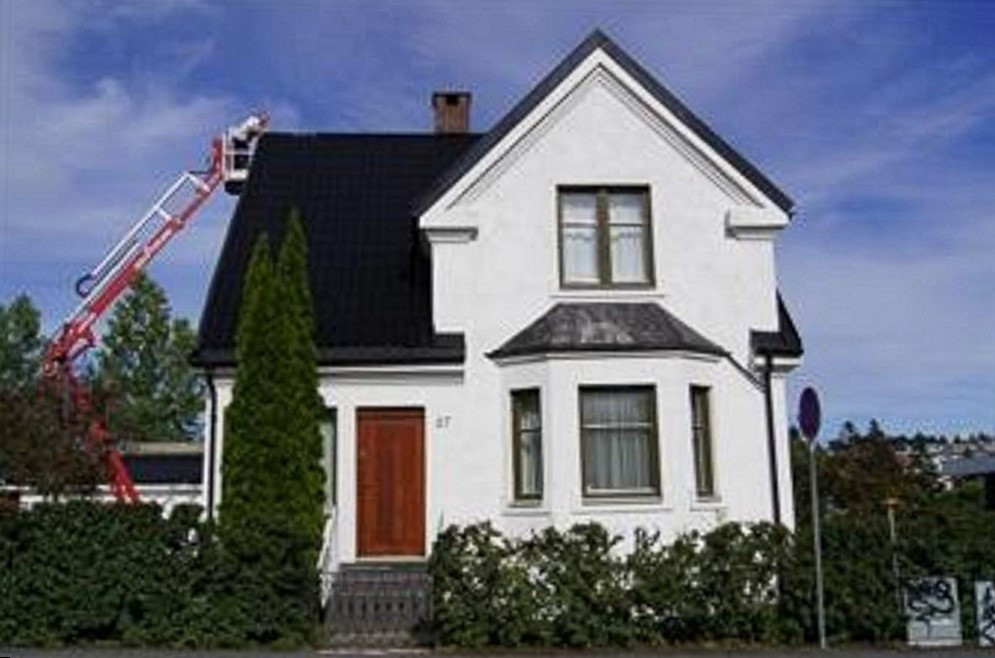 Dronningens gate 27