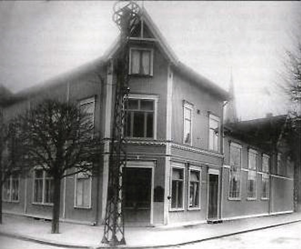 Landstads gate 25 - Teaterlokalet (tidl. Jernbanealleen 16)