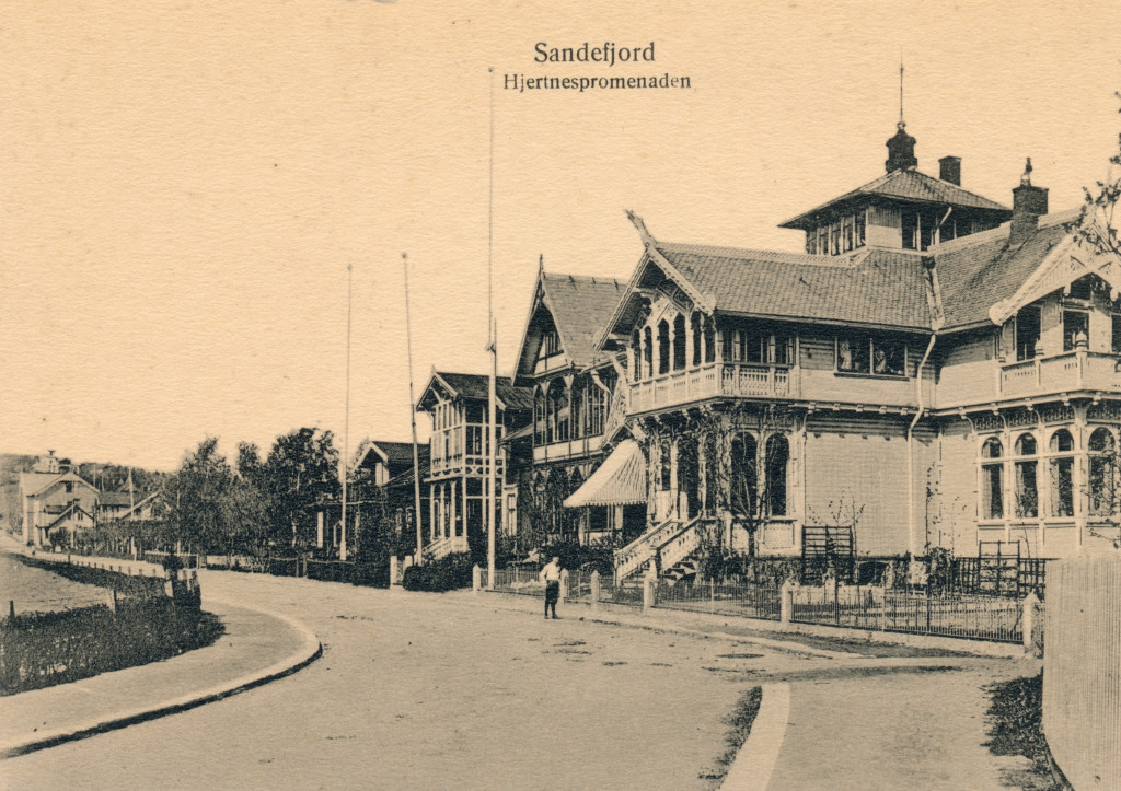 Hjertnespromenaden 3 Fødehjemmet - oppført 1894