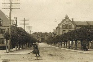 Jernbanealleen 32 (tidl. nr. 12) - oppført 1900