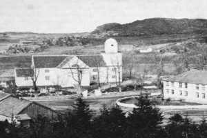Peter Castbergs gate 2 / Sandar Kirke