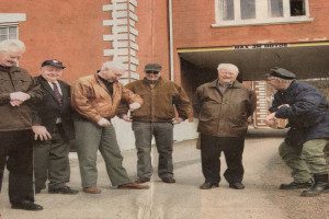 Husær'u den gang - på Framnæs? (2002)