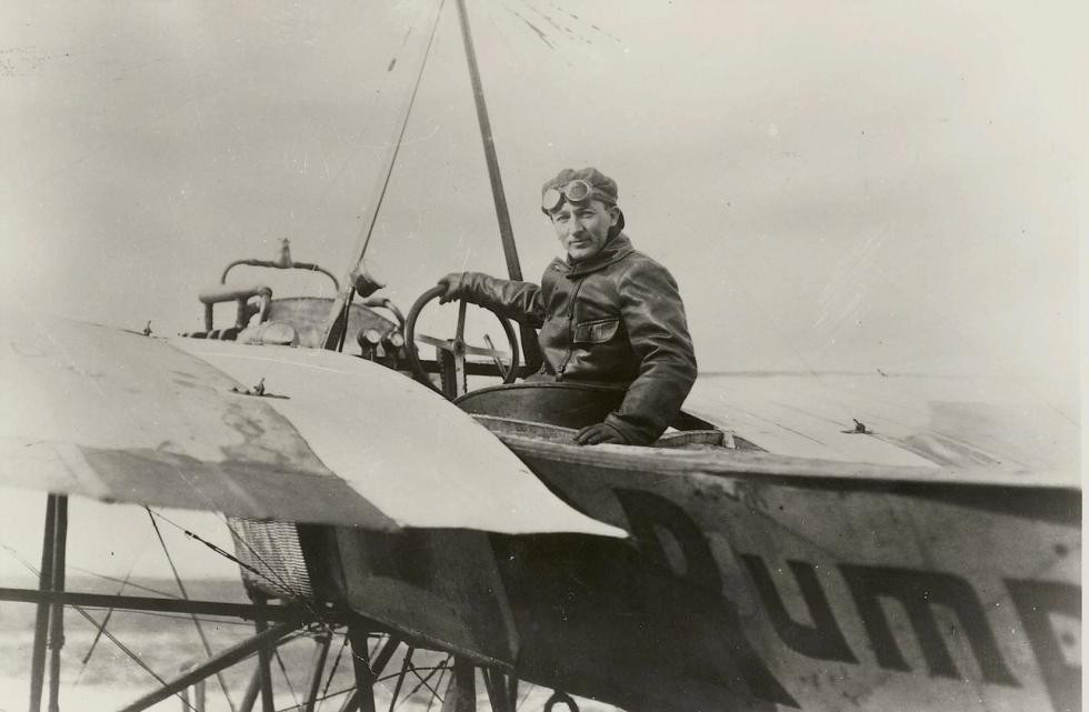 Løytnant Dons lander i Sandefjord i 1912