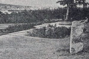 Bautastein i Badeparken