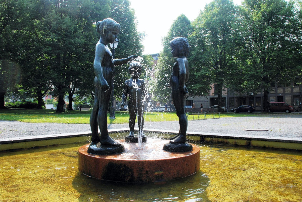 Dekorasjon (utsmykning) av Kirkeparken