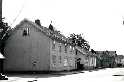 Mellom Rådhusgata og Torggata / Dronningensgate 7, 5, 3 og 1