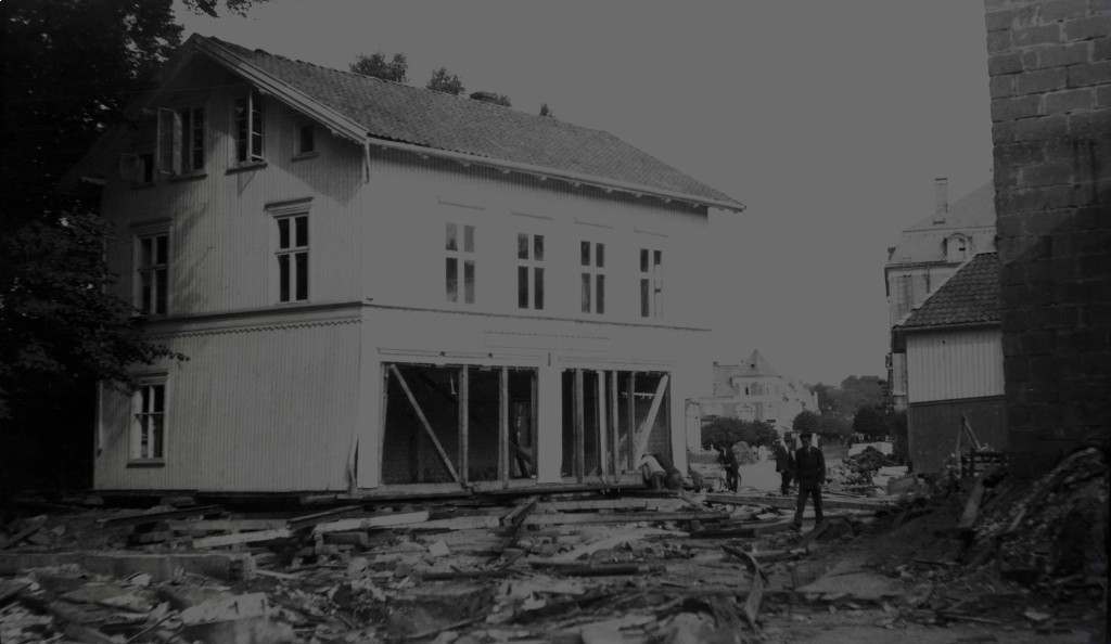 Jernbanealleen 22 (tidl. nr. 6)