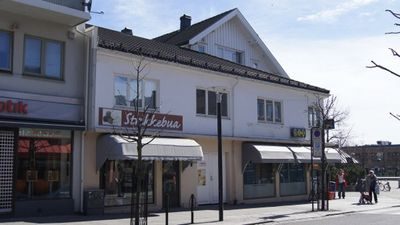 Strikkebua
