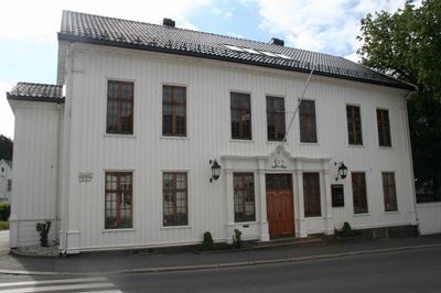 Storgata 27
