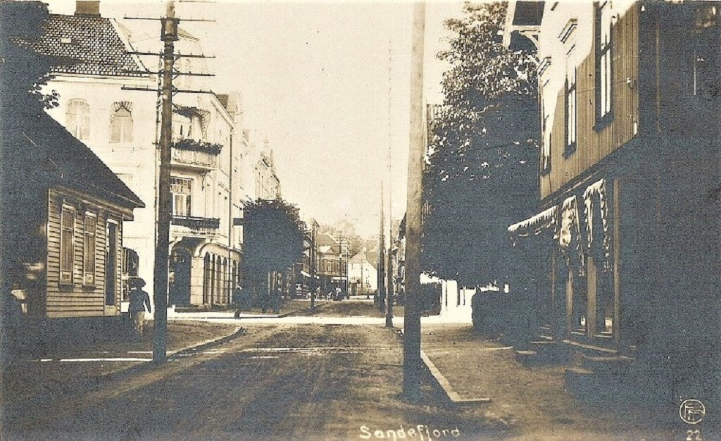 Storgata 10 B - oppført 1900