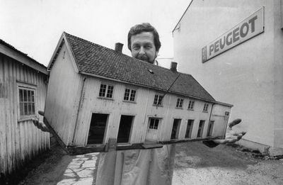 Aagaardgården gis bort til Sfj Kommune 31. mars 1989