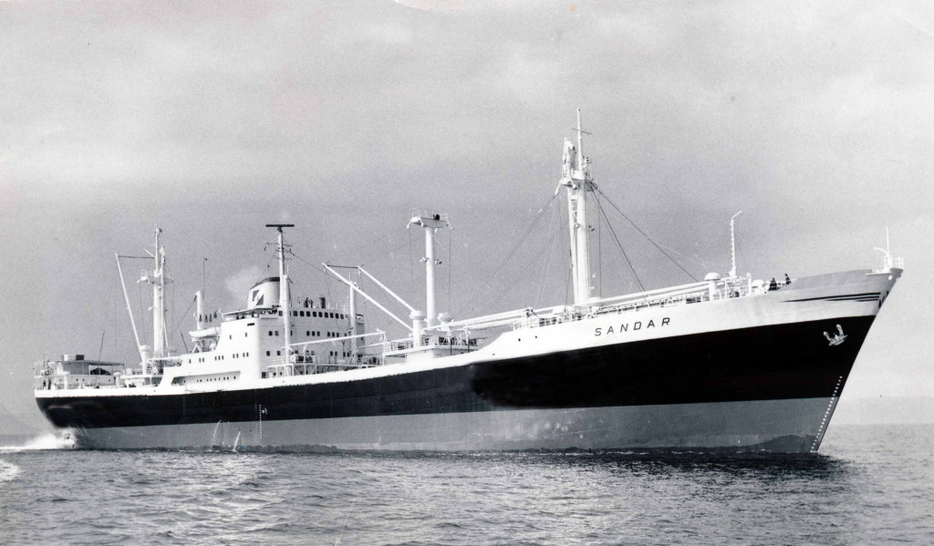 SANDAR (IV)